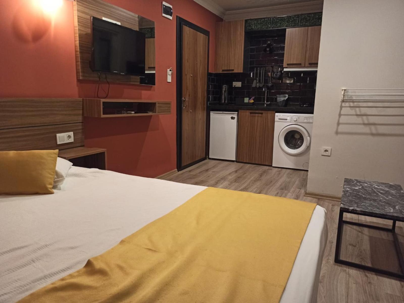 Standart Üç Kişilik Stüdyo