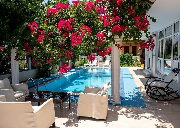 Serenity Lara Hotel